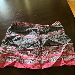 juicy couture satin skirt! size M!